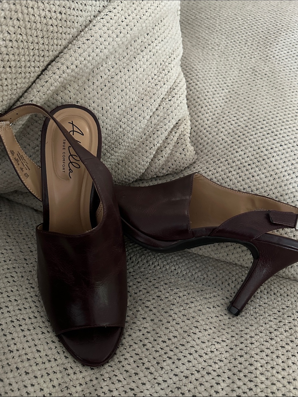 Abella True Comfort Burgundy Leather Peep-Toe Slingback Heels